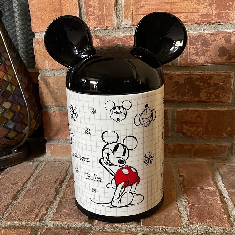Disney Holiday Sketchbook Mickey Mouse Cookie Jar